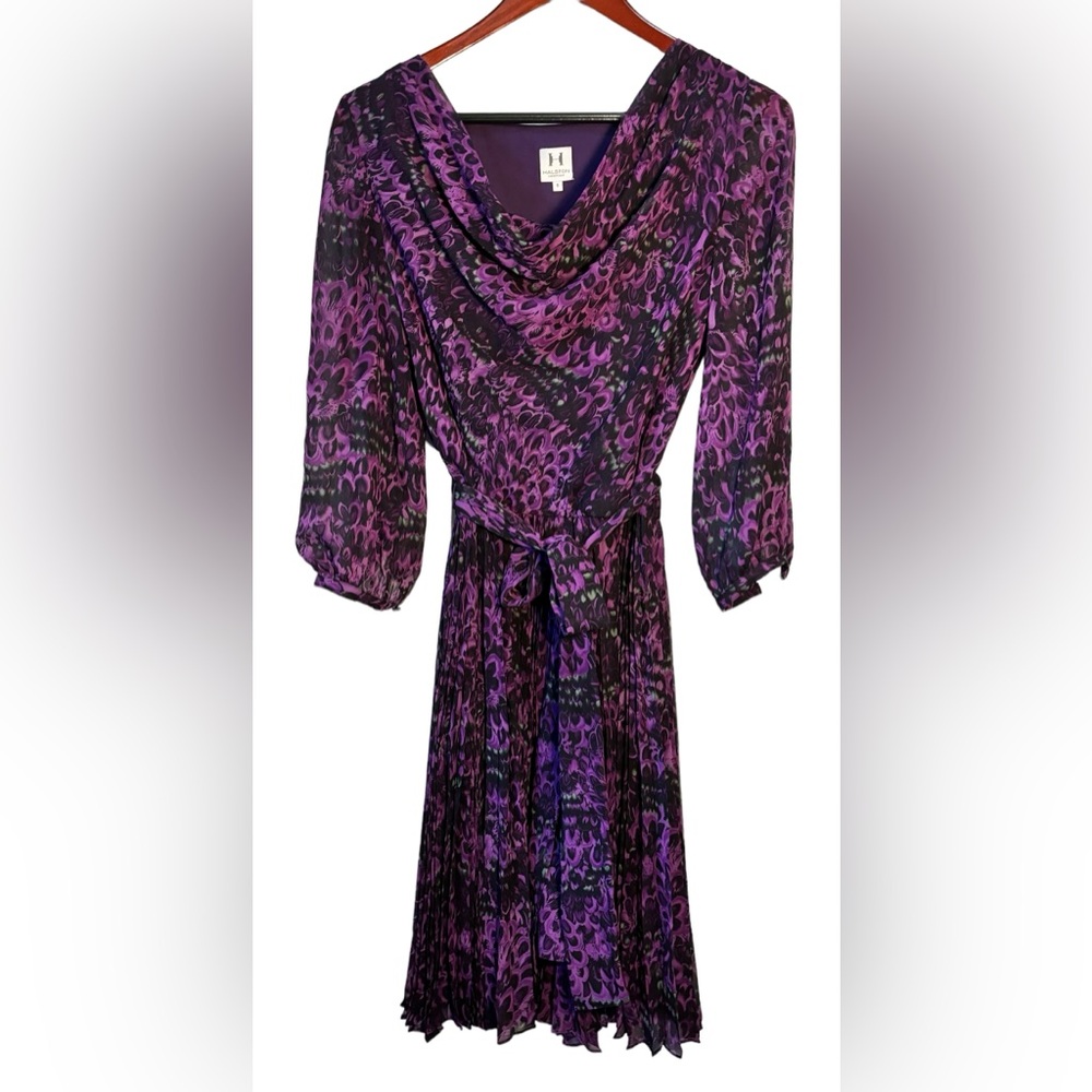 Halston Heritage Sz 8 100% Silk Plum Colored Graphic Vintage Pleated Dress - Picture 6 of 15